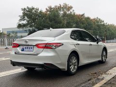 Toyota Camry 2021 2.0G Luxury - ფოტო 8