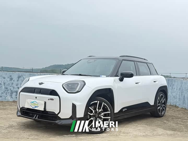 BMW Electric MINI ACEMAN SE Racer