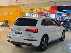 Audi Q5L 2022 40T Luxury Dynamic - ფოტო 14