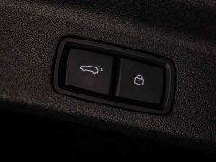 Li Auto L8 Ultra Smart Refresh Edition - ფოტო 8