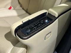 Toyota Alphard 2021 Hybrid 2.5L Premium Edition - ფოტო 18