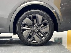 Li Auto Ideal L8 Air - ფოტო 9