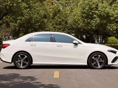Mercedes-Benz A-Class 2023 A 200 L Fashion Edition - ფოტო 4