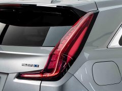 Cadillac XT4 28T FWD Luxury - ფოტო 8