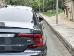 Volvo S90 B5 Smart Luxury Edition - ფოტო 9