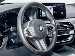 BMW 5 Series New Energy Facelift 535Le M Sport Package - ფოტო 9