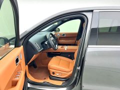 Li Auto L6 Max - ფოტო 11