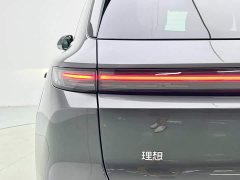 Li Auto L6 Max - ფოტო 6
