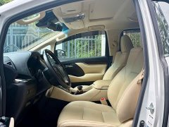 Toyota Alphard Hybrid 2.5L Luxury - ფოტო 5