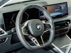 BMW 3 Series 325Li M Sport Package - ფოტო 10