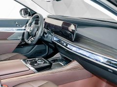 BMW 7 Series Facelift 735Li M Sport Package - ფოტო 19