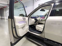 Lynk & Co Geely Lynk & Co 900 2.0T Ultra 6-Seater - ფოტო 17