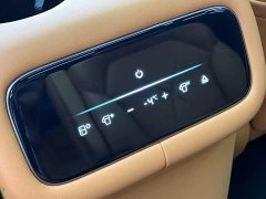 IM Motors Zhiji LS8 52 Max Luxury Six-Seater - ფოტო 20