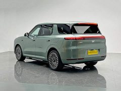 IM Motors Zhiji LS8 52 Max Luxury Six-Seater - ფოტო 4