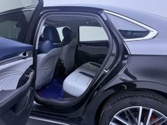 Geely Xingui Xingrui 2.0T Diesel Premium Edition - ფოტო 9