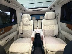 AITO M9 Extended Range Ultra 6-Seater - ფოტო 19