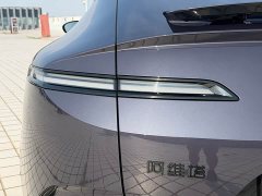 Avatr 12 2023 650 Tri-Laser AWD Performance Edition - ფოტო 12