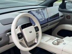 Li Auto i6 2025 Two-Wheel Drive Standard - ფოტო 17