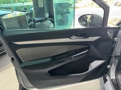 Volkswagen Golf 200TSI DSG - ფოტო 13