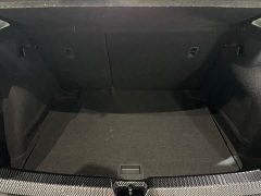Volkswagen Golf 200TSI DSG - ფოტო 15