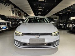 Volkswagen Golf 200TSI DSG - ფოტო 2