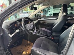 Volkswagen Golf 200TSI DSG - ფოტო 9