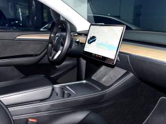 Tesla Model Y Standard Range RWD - ფოტო 14