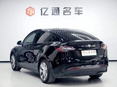 Tesla Model Y Standard Range RWD - ფოტო 16