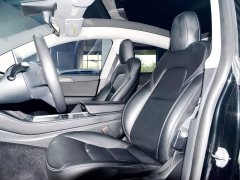 Tesla Model Y Standard Range RWD - ფოტო 7