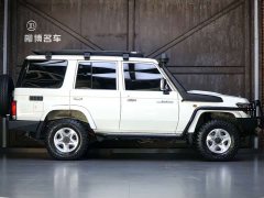 Toyota Land Cruiser (Imported) 2019 4.0L Manual - ფოტო 3
