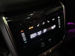 FAW Red Flag HS7 PHEV 2.0T PHEV AWD Flagship Edition 6-Seater - ფოტო 12