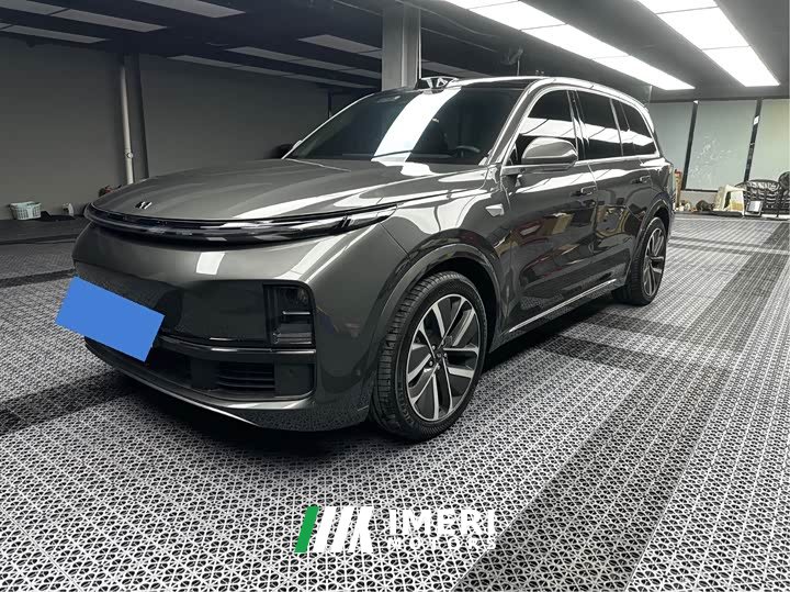 Li Auto L9 2022 Max - ავტომობილი ჩინეთიდან
