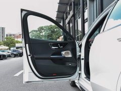 Mercedes-Benz Mercedes-AMG C 43 4MATIC 2024 Facelift - ფოტო 7