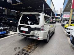 Mitsubishi Pajero (Imported) 2020 Heritage Edition 3.0L Automatic Premium Off-Road - ფოტო 5