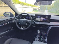 Toyota Camry Hybrid 2.0L HGVP Luxury - ფოტო 10