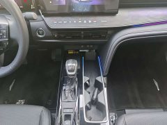 Toyota Camry Hybrid 2.0L HGVP Luxury - ფოტო 18