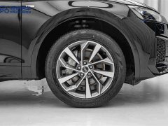 Audi Q5L 40 TFSI Luxury Dynamic - ფოტო 11