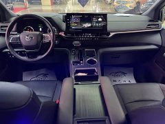 Toyota Sienna 2.5L Hybrid AWD Premium - ფოტო 13