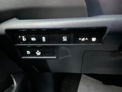 Toyota Sienna 2.5L Hybrid AWD Premium - ფოტო 17