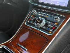 Lincoln Continental 2019 2.0T FWD Luxury Edition National V - ფოტო 17