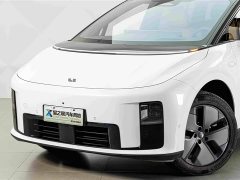 Li Auto i8 Standard Edition - ფოტო 2