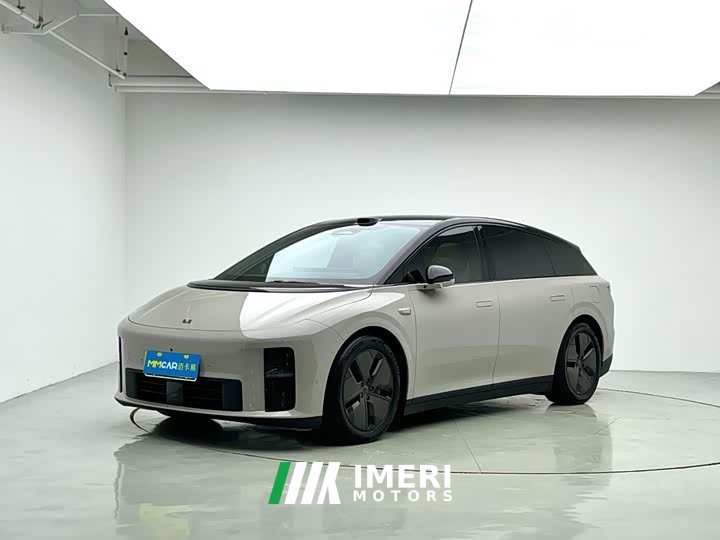 Li Auto i6 2025 Two-Wheel Drive Standard - ავტომობილი ჩინეთიდან