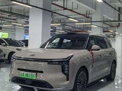 IM Motors Zhiji LS8 66 Ultra Tech Flagship 5-Seater - ფოტო 1