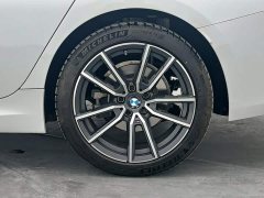 BMW 3 Series 325Li M Sport Package - ფოტო 11