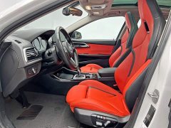 BMW 1 Series 125i M Sport Night Edition - ფოტო 13