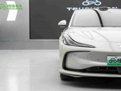 IM Motors Zhiji L6 Max Standard Edition - photo 8