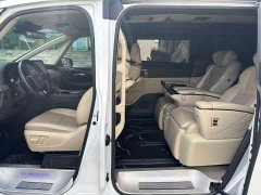 Toyota Alphard 2024 Hybrid 2.5L Premium Edition - ფოტო 10