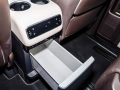 Li Auto Li Xiang MEGA Ultra - ფოტო 15