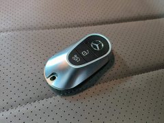 Mercedes-Benz EQE SUV 500 4MATIC Pioneer Edition - ფოტო 11