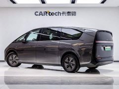 Li Auto Li Xiang MEGA Ultra - ფოტო 5